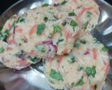 A picture of step 3 of Rice cutlets.