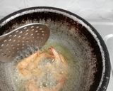 முறுமுறு வறுத்த இறால்(crispy prawn fry recipe in tamil) ரெசிபி ஸ்டேப் 3 புகைப்படம்