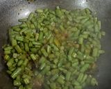 A picture of step 5 of Beans Thoran.