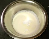 A picture of step 9 of No - bake melon cheese cake.