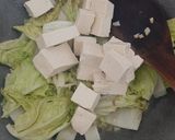Foto langkah ke 4 dari resep Cah Sawi Putih ala Hongkong.