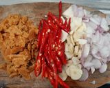 Foto langkah ke 2 dari resep Orek tempe kacang tanah.