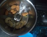 A picture of step 2 of Suji ladoo.