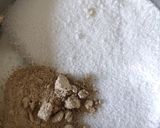 A picture of step 1 of Mirch pakoda.