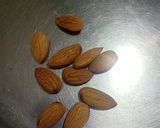 स्प्राऊट ब्लास्ट लड्डू (sprout blast ladoo recipe in marathi) रेसिपी स्टेप 3 फोटो 