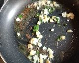 A picture of step 1 of Mushroom pepper fry.