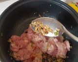 รูปขั้นตอนการทำที่ 6 ของ ไก่ผัดกะปิตะไคร้