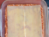 Vöröslencsés vegetáriánus lasagne