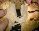 Foto langkah ke 10 dari resep Blueberry Streusel Bread.