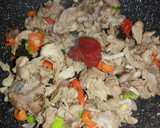 Foto del paso 3 de la receta: Sopón de arroz y subproducto de huesos de cerdo