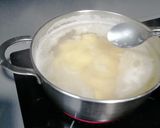 Foto del paso 1 de la receta: Patatas gratinadas con bechamel de bacon