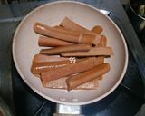 Foto langkah ke 1 dari resep Risol Mayo (Isian Sosis & Tanpa Keju).