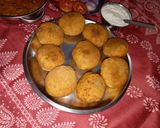A picture of step 8 of Stuffed bati.