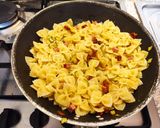 Foto del passaggio 4 della ricetta Farfalle Estive