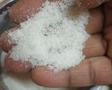 A picture of step 1 of Rice flour rose phirni.