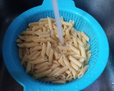 Foto del paso 2 de la receta: Macarrones con atún y tomate en 16 minutos