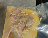Foto del paso 3 de la receta: Pollo asado con salsa de mostaza y miel