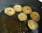 A picture of step 16 of Chakli.