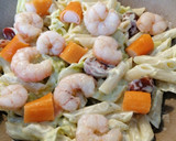Foto del paso 6 de la receta: Ensalada marinera de pasta con mayonesa de hierbabuena