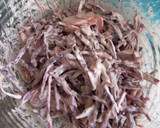 Foto del paso 4 de la receta: Ensalada de lombarda y rabanitos con sésamo negro