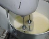 Foto del paso 1 de la receta: Torta de naranja súper húmeda con baño de chocolate brillante