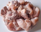 Hình bước làm 1 của món GIÒ HEO hầm măng tươi