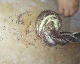 A picture of step 6 of Chocolate pawri (donut bread).