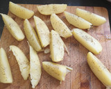 Foto del paso 2 de la receta: Patatas rebozadas a la cúrcuma