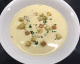 Fokhagymakrémleves recept fázis 5 fotója