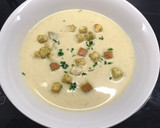 Fokhagymakrémleves recept fázis 5 fotója