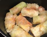 Spitzkohlrouladen in Tomatensauce mit Fetakäse überbacken Rezeptschritt 7 Foto