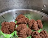Foto langkah ke 6 dari resep Bolu Kukus Coklat Gluten Free.