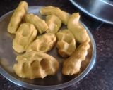 राजस्थानी स्टाइल मूठीया चूरमा लड्डू रेसिपी चरण 1 फोटो