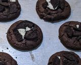 Foto langkah ke 5 dari resep Double Chocolate Cookies.