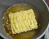 Foto langkah ke 2 dari resep Ramen Creamy Hacks.