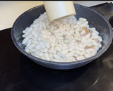 Foto del paso 3 de la receta: Alubias con bacon