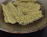 Foto langkah ke 1 dari resep Mie goreng baso sosis.