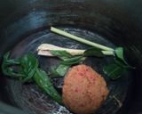 Foto langkah ke 2 dari resep Gulai Kuning Daun Mangkokan.
