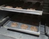 Foto langkah ke 5 dari resep Chocolate Drop Cookies.