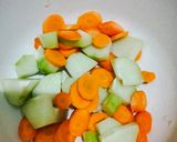 Foto langkah ke 1 dari resep Sayur Bening Kelor.