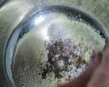 A picture of step 1 of Rajgira puri (faral).