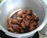 A picture of step 3 of Pork and Potatoes in Soy Sauce (Adobo).