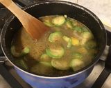 Une image de l'étape 8 de Soupe de pommes de terre et courgettes blanches aux épices italiennes.