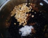 Foto del paso 2 de la receta: Porotos negros con un toque tikitikiti
