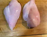Foto del paso 5 de la receta: Bocados de pollo con chips de boniato y judías verdes rehogadas