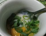 Foto langkah ke 2 dari resep Telur dadar susu kental manis anak kost.