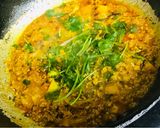 A picture of step 3 of Stir fried aloo keema.