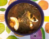 Foto del paso 5 de la receta: Sopa de hojas verdes con gambas y salsa de soja con miso rojo