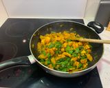 A picture of step 5 of Butternut squash and spinach curry.
