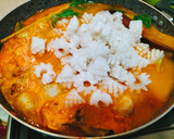 Foto langkah ke 3 dari resep 513. Suki Kuah Tomyam.